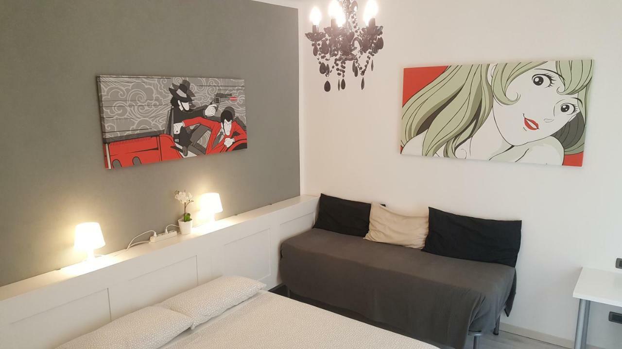 Sistemazione Familiare con 2 Camere e Bagno Privato Esterno